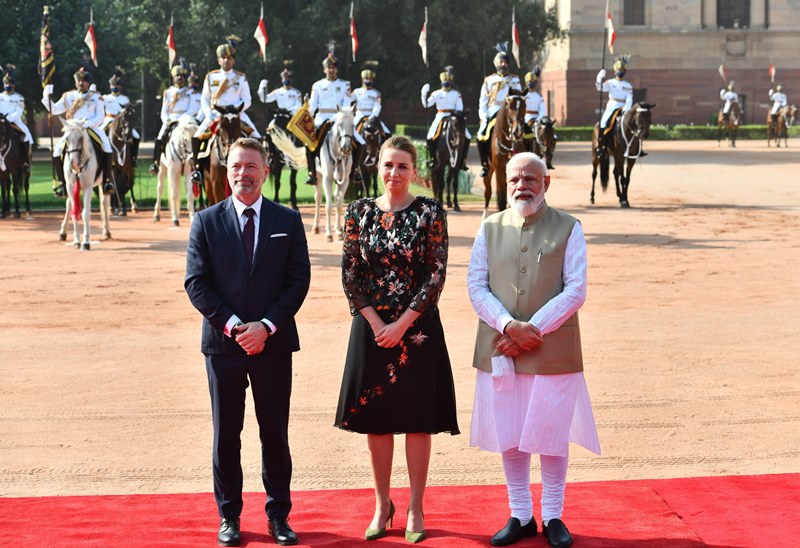 Modi receives Denmark PM at Rashtrapati Bhavan