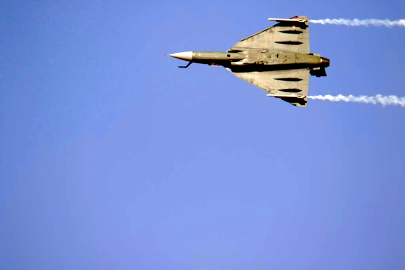 IAF's LCA Tejas shows of its prowess during Dubai Air Show 2021
