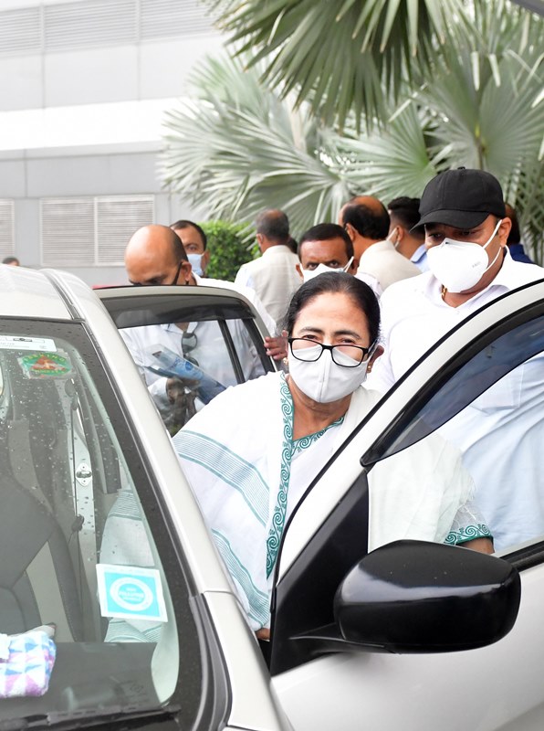 Mamata Banerjee undertakes Delhi trip