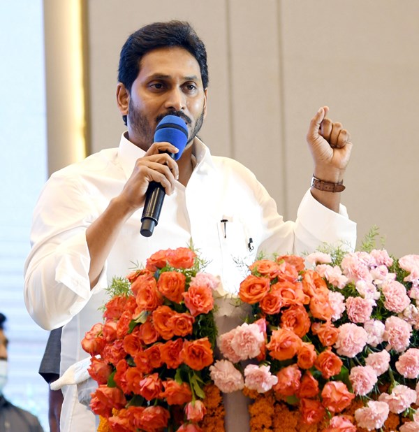 Andhra CM Jagan Mohan Reddy presents Visishta Puraskar Seva Awards