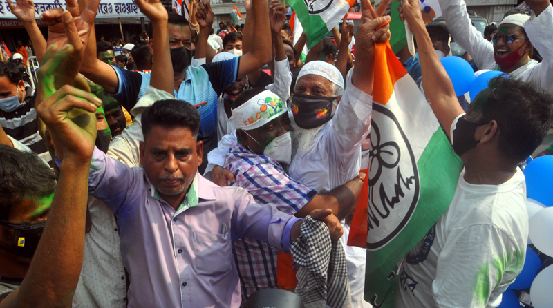 TMC supporters celebrate Bengal Assembly poll victory in Kolkata