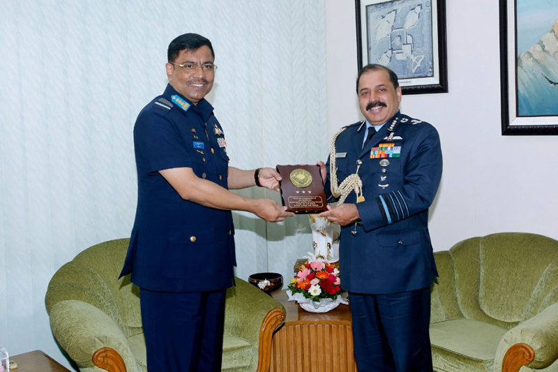 Air Chief Marshal RKS Bhadauria with Bangladesh Air Marshal Shaikh Abdul Hannan
