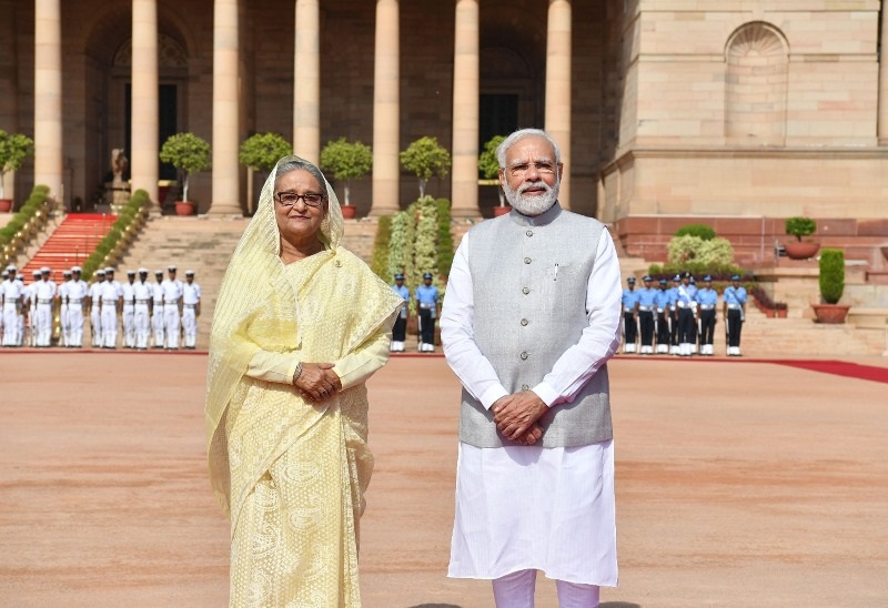 PM Modi receives Sheikh Hasina in New Delhi
