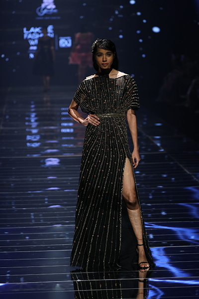 Models scorch the ramp for designer duo Paras and Shalini at Lakme Fashion Week 2022