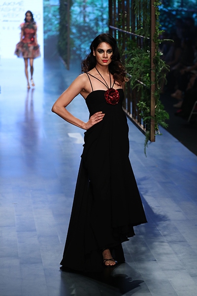 LFW: Gauri-Nainika leave audience amazed with their collection