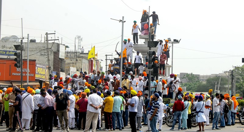 Two groups clash in Punjab's Patiala during anti-Khalistan protest