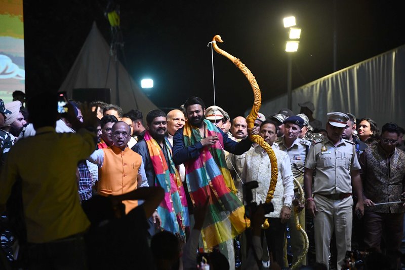 India celebrates Dussehra with Ravan Dahan and Ram Leela