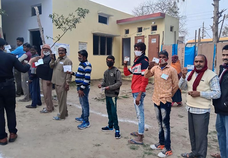 Polling underway in fifth phase of Uttar Pradesh elections