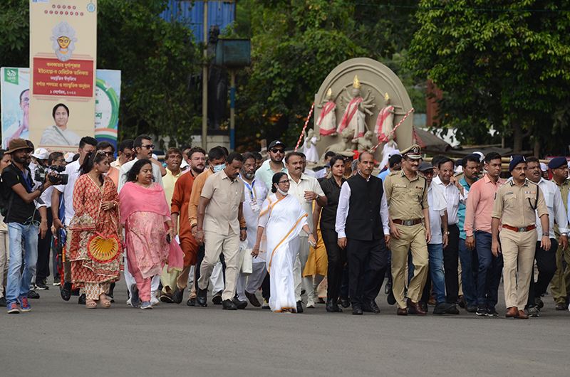 Moments from Mamata Banerjee's mega rally in Kolkata thanking UNESCO for Durga Puja tag