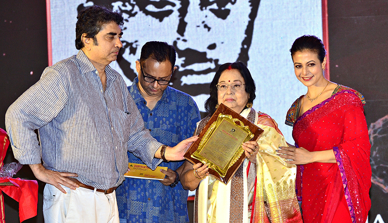 Bengal Film and Television Chamber of Commerce hosts Lifetime Achievement Awards ceremony