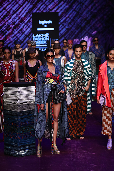 LFW: Saaksha and Kinni leave fans stunned with their collection