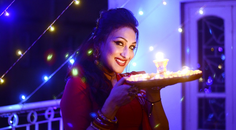 Rituparna Sengupta celebrates Diwali in Kolkata residence