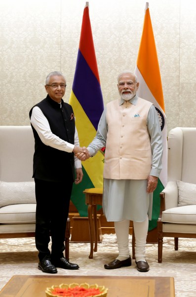 Ahead of G20 meet PM Modi and Mauritian counterpart Pravind Jugnauth discuss bilateral issues
