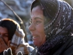 Turkiye earthquake: A woman awaiting news on her family in Hatay