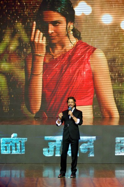 Shah Rukh Khan, Deepika Padukone glam up 'Jawan' success event