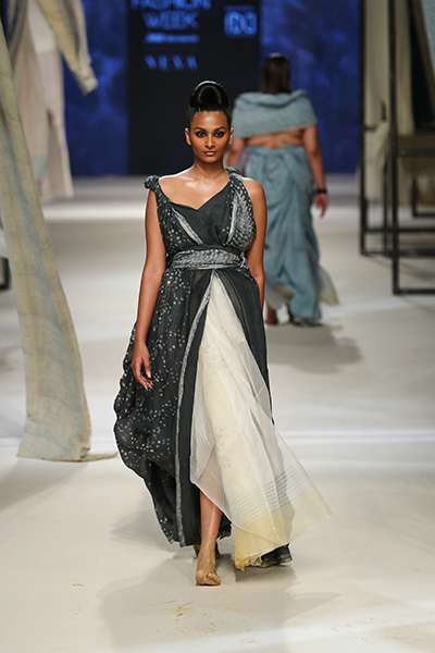 Lakme Fashion Week: Designer Anavila showcases Dabu collection