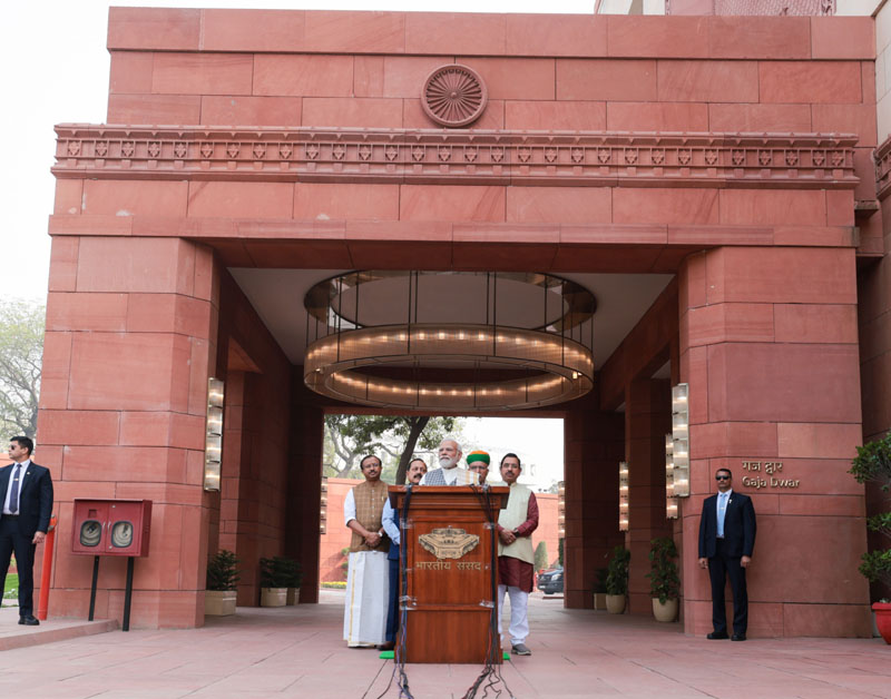 Parliament's Winter Session begins; Modi, Sonia, others attend day 1
