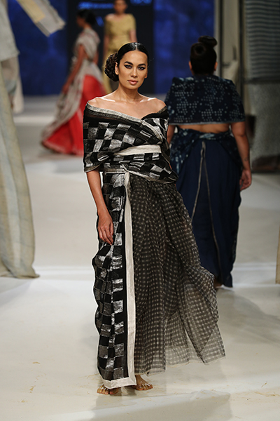 Lakme Fashion Week: Designer Anavila showcases Dabu collection