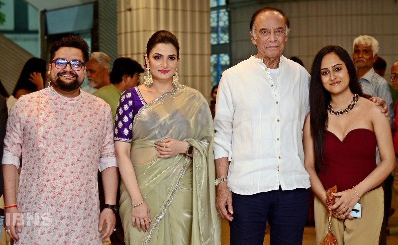 In Images: Premiere of Bengali film Chirosakha Hey