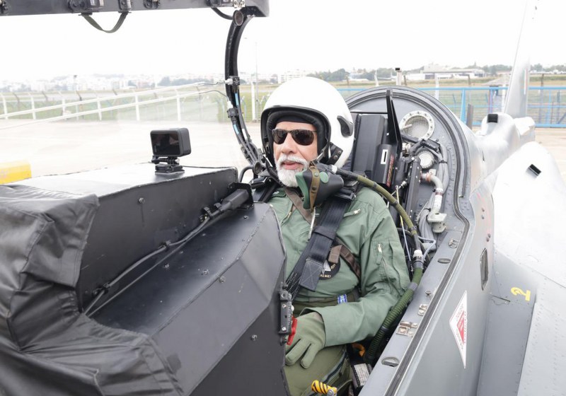 PM Modi takes sortie on Tejas aircraft