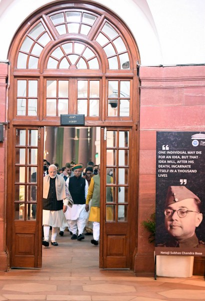 PM Modi pays homage to Netaji Subhas Chandra Bose in Delhi