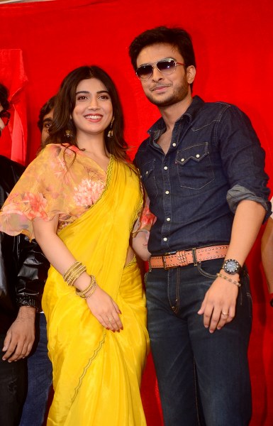 In images: Poster & song launch of Bengali film 'Oh!Lovely'