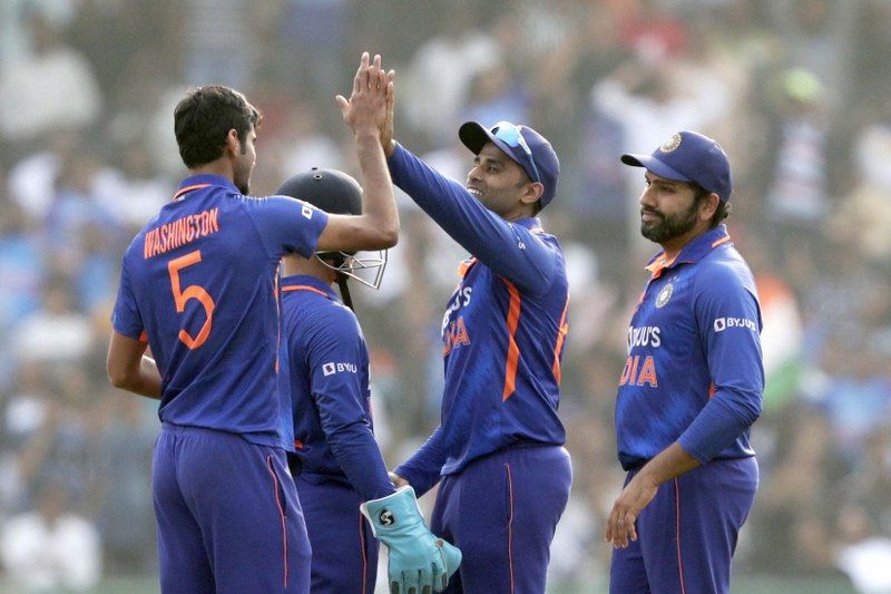 Hardik Pandya and Ishan Kishan revel after taking wicket during India vs New Zealand 2nd ODI
