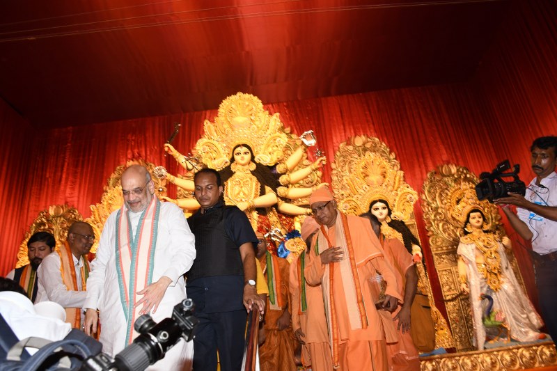 Amit Shah inaugurates Ram Temple-themed Durga Puja pandal in Kolkata