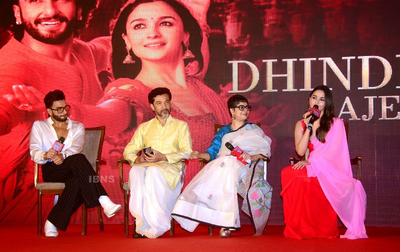 Ranveer Singh, Alia Bhatt bring 'Rocky Aur Rani Kii Prem Kahaani' to Kolkata