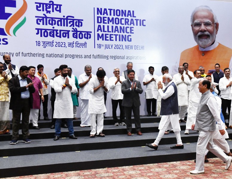 PM Modi receives grand welcomed at NDA meeting in Delhi