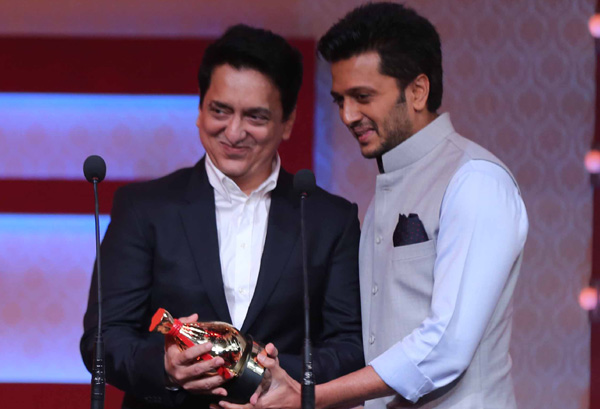Showman Of The Year is none other than Sajid Nadiadwala! 