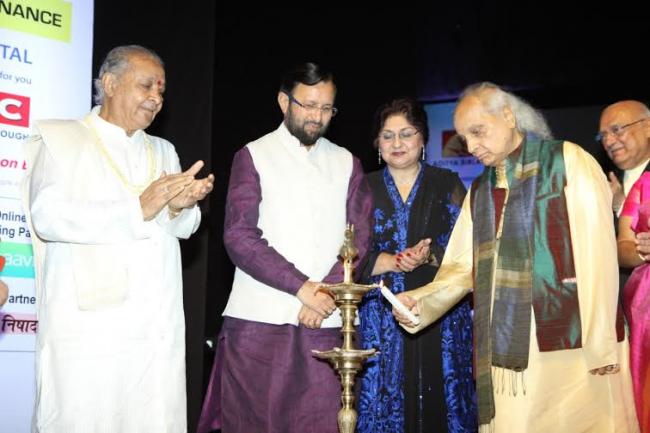 Indian classical music Moguls peform at Art And Artistes' event 