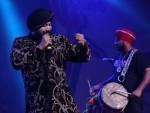 Kuwait dances to the tunes of Daler Mehndi