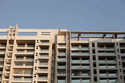 Tiger Shroff jumps off a 20-storey building 