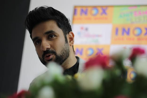 Chemburians, get ready to be amused with Vir Das!!