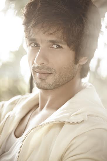 Shahid Kapoor is making it to the award ceremonies