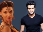 Manish Paul asks Scarlett Wilson out for coffee