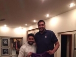 Abhishek Bachchan meets NBA's 'Little' guy