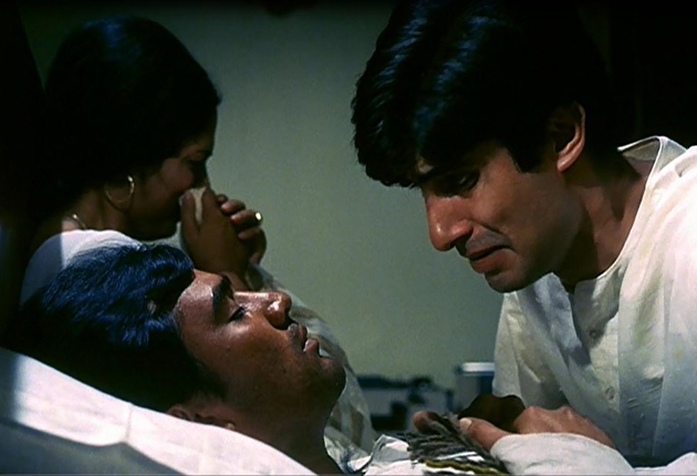 Amitabh Bachchan's Piku connect with his 1971 hit Anand 