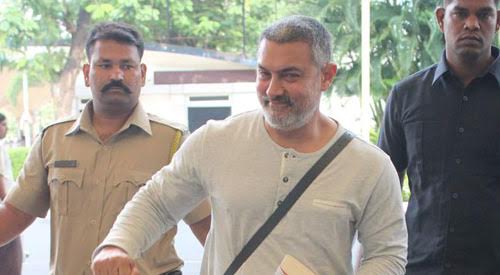 Aamir Khan transforms his look for Dangal