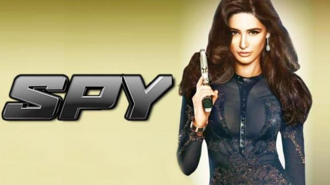 Karan Johar impressed with Nargis Fakhri's performance in 'Spy'
