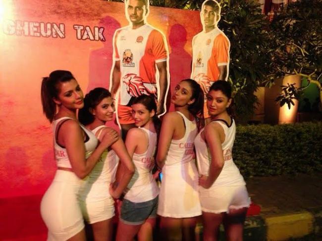Cast of Calendar Girls attend Pro-Kabaddi match