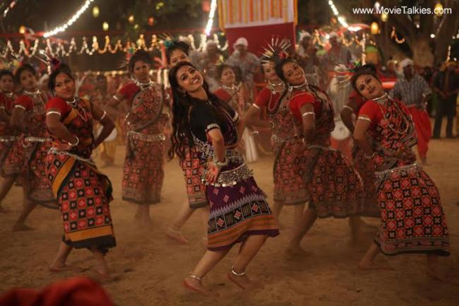 Radhika Apte to have her first full-fledged dance number in 'Kaun Kitney Paani Main'
