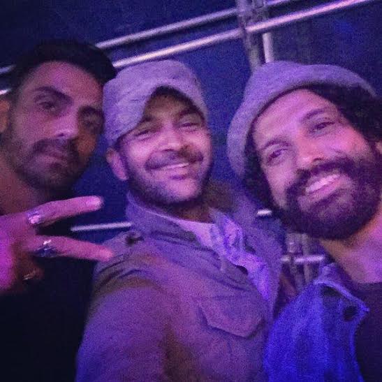 Farhan Akhtar attends NH 7 with his Rock On 2 boys