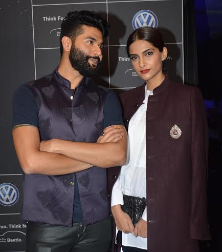 Kunal Rawal's young festive collection leaves Sonam impressed
