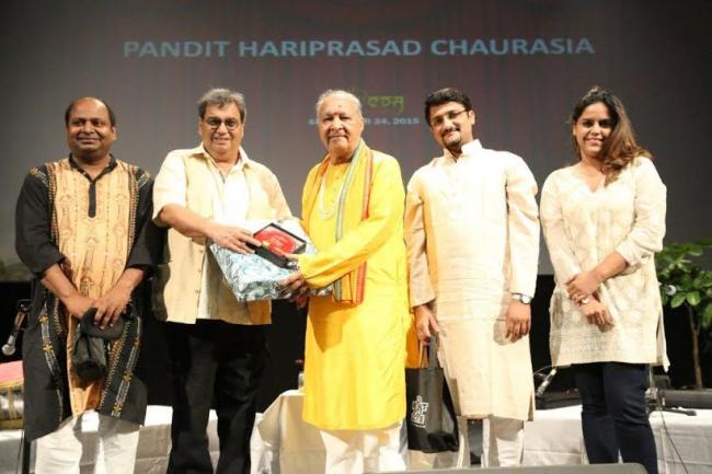 Pandit Hariprasad Chaurasia creates magic at Whistling Woods International with music workshop