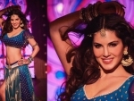 SRK shares first still from Sunny Leone's Raees item number