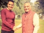 Akshay Kumar meets VK Singh