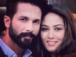 Shahid Kapoor poses for a romantic picture with 'life' Mira