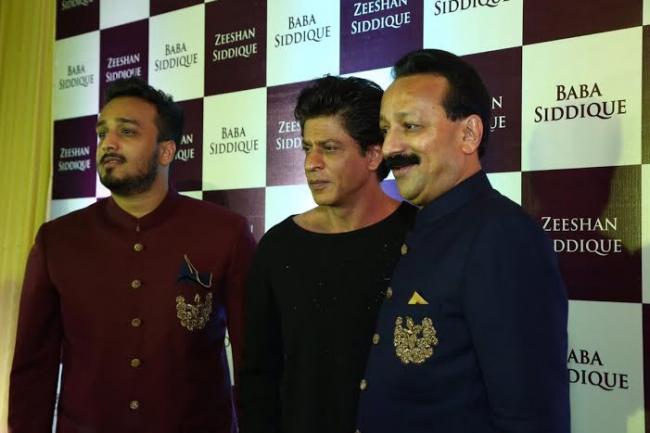 Shah Rukh, Salman attend Baba Siddiqui's iftar party